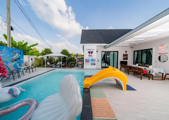 Space Water House พูลวิลล่าครอบครัว Ban Pong (Ratchaburi)