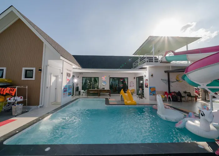 วันหยุดที่บ้าน Space Water House พูลวิลล่าครอบครัว