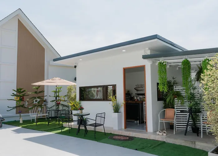 Space Water House พูลวิลล่าครอบครัว * Ban Pong (Ratchaburi)